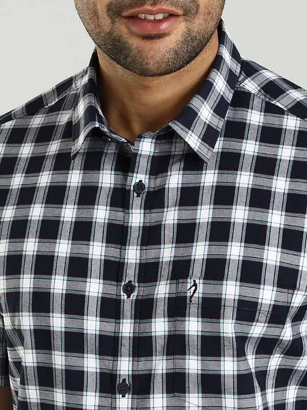 Indian Terrain Men's Regular Fit Half Sleeve Checkered Navy Shirt